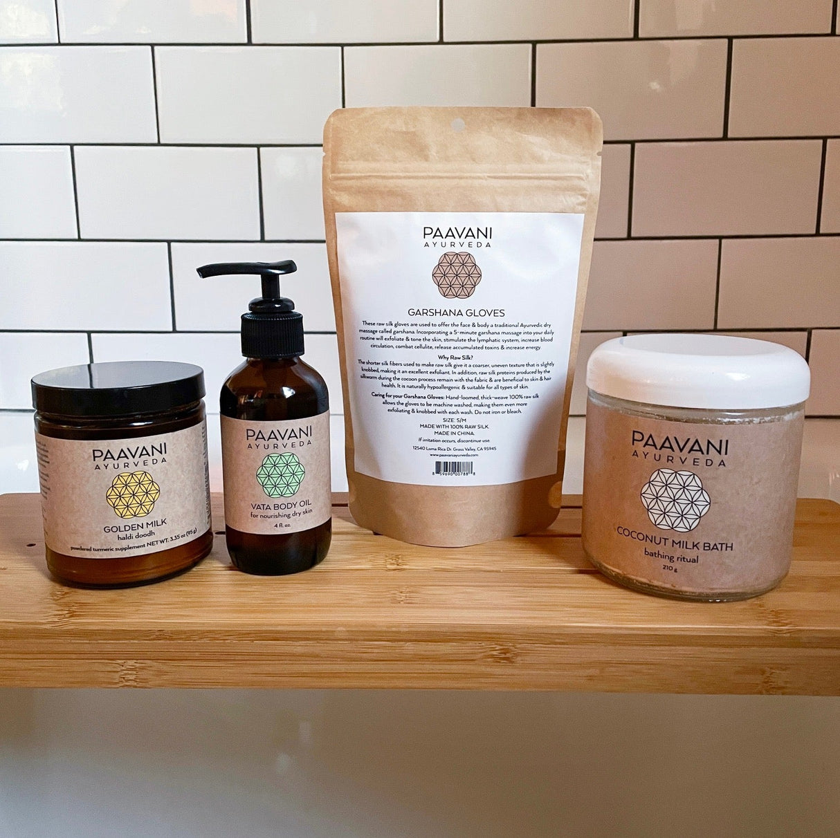 Pila de baño | Ritual ayurvédico de autocuidado para cuerpo, mente, espíritu y piel
