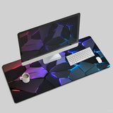 Alfombrilla de ratón para juegos duradera con un elegante diseño geométrico. Impermeable, antideslizante y lavable. Ideal para teclado y cuaderno de bocetos. Ideal para jugadores, oficina y estudio. Material de poliéster. No requiere pilas.