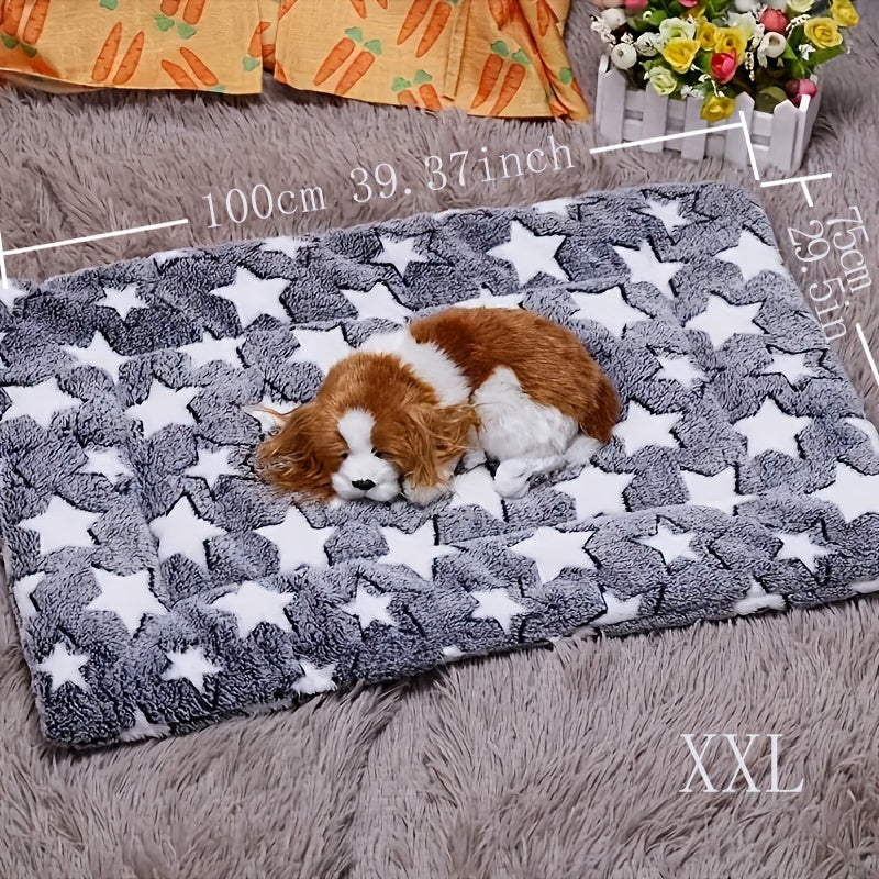 Tapis d'hiver chaud pour animaux de compagnie - Tapis carré doux et épais avec motif étoile, garnissage en fibre de polyester, adapté aux chiens de très petite et grande taille - Couverture isolante pour chat et chien, pour chenil et usage domestique