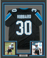 Camiseta de fútbol americano enmarcada, autografiada y firmada por Chuba Hubbard, 35 x 39, Carolina Black, Beckett BAS COA