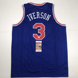 Camiseta de baloncesto azul de Filadelfia de Allen Iverson autografiada/firmada JSA COA