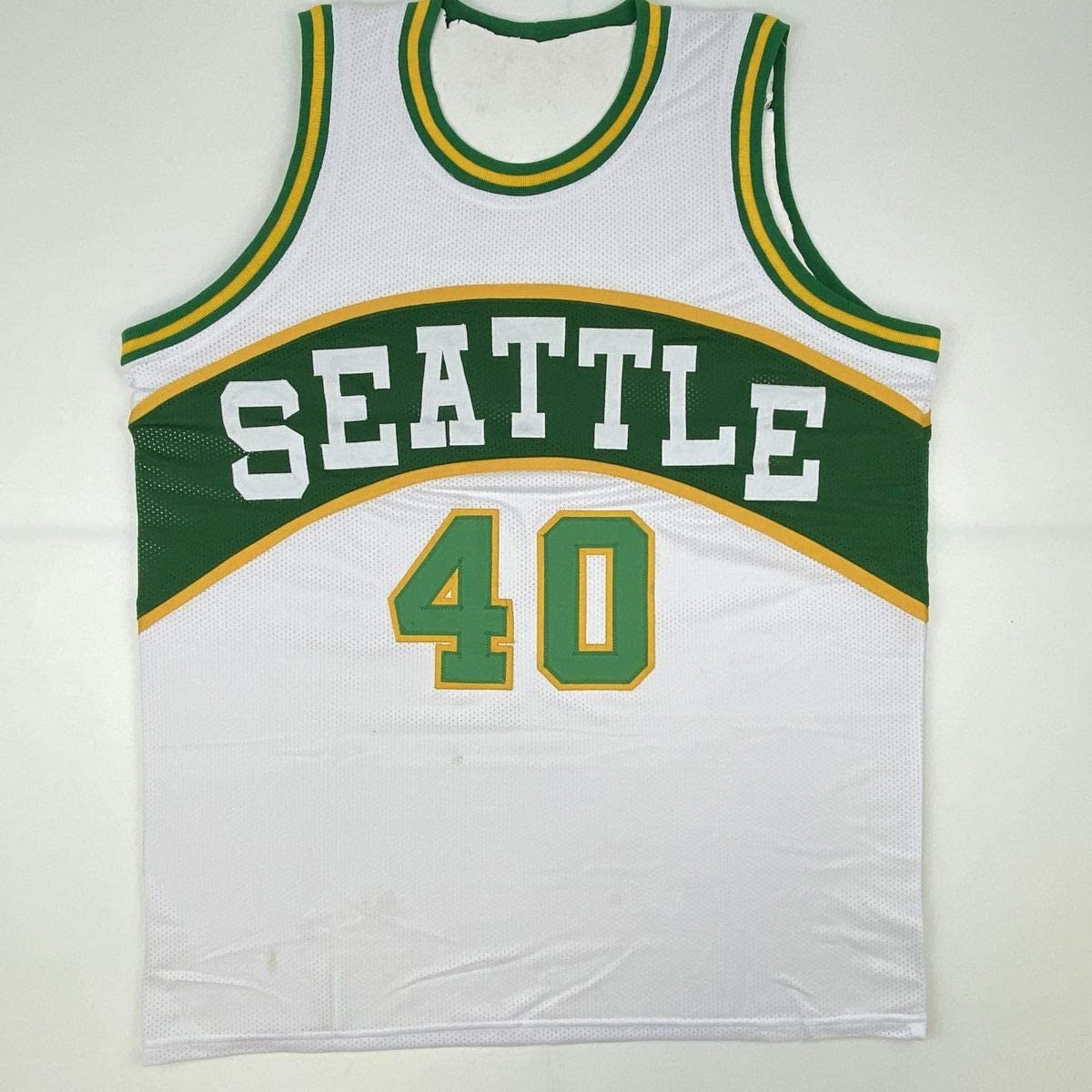 Camiseta de baloncesto blanca de Seattle autografiada y firmada por Shawn Kemp (JSA COA)