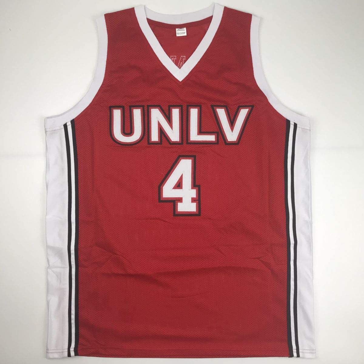 Camiseta de baloncesto universitaria roja de la UNLV autografiada/firmada por Larry Johnson. PSA/CÓDIGO DE ADN.
