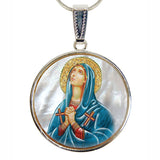 Collar de Madreperla bañado en plata con la Virgen María en oración - 43014
