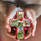 Adorno de cristal con forma de cruz de los Cardenales de Invierno de D. Gelsinger - Decoración navideña - 758-010-DG