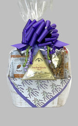 Jenny's Large Basic Classic Gift Basket