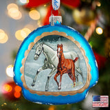 Adorno de cristal con caballos de invierno de G. DeBrekht - Decoración navideña - 756-015