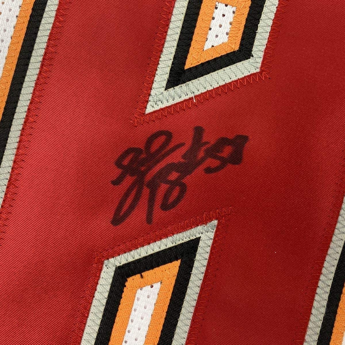 Camiseta de fútbol americano de Tampa Bay, blanca, enmarcada, autografiada y firmada por Shaquil Barrett, 35 x 39, certificado de autenticidad (PSA/DNA)