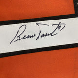 Camiseta de hockey naranja de Filadelfia autografiada/firmada por Bernie Parent (JSA COA)