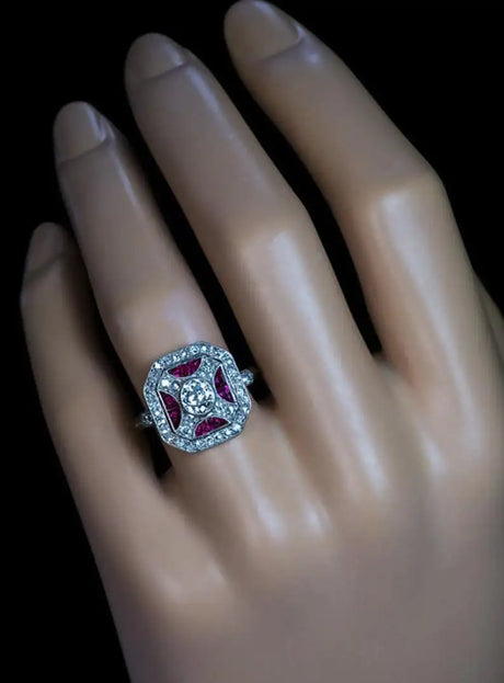 New Copper Inlaid Zircon Rose Red Rose Gold Two-tone Women's Ring - Lootquake
