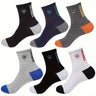 5 pares de calcetines deportivos de media caña para hombre, cómodos y transpirables, que absorben el sudor, ideales para entrenamiento de baloncesto y actividades al aire libre.