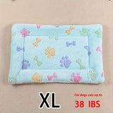 Manta rectangular para mascotas, resistente a la suciedad y para todas las estaciones - Cómoda cama con estampado de pata de perro y corazón (1 unidad)