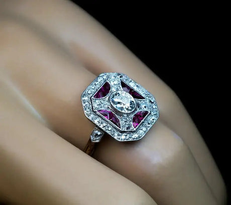 New Copper Inlaid Zircon Rose Red Rose Gold Two-tone Women's Ring - Lootquake