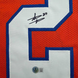 Camiseta de fútbol retro naranja de Denver Beckett BAS COA enmarcada, autografiada y firmada por Steve Atwater, 35 x 39