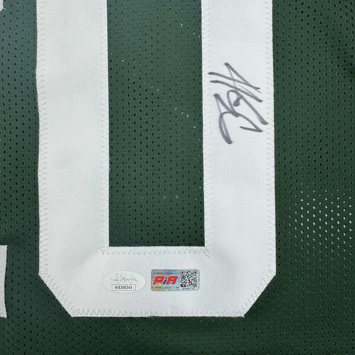 Camiseta de fútbol verde de Nueva York de 35 x 39, enmarcada, autografiada y firmada por Breece Hall, JSA COA