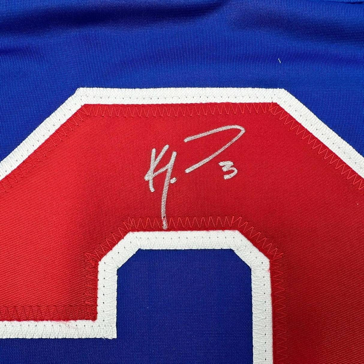 Camiseta de hockey de Estados Unidos "Miracle On Ice" de Ken Morrow, enmarcada, autografiada y firmada, 35 x 39, azul, 1980, JSA COA