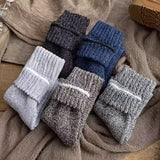 Lot de 5 paires de chaussettes chaudes en laine mérinos pour homme et femme, idéales pour les activités hivernales de plein air, la randonnée, le trekking, le camping et la pêche.