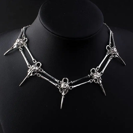 Fashionable New European And American Gothic Bird Skull Necklace - Lootquake