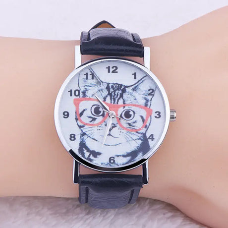 Cute Lady Simple Fashion Trendy Eyes Cat Digital Watch - Lootquake