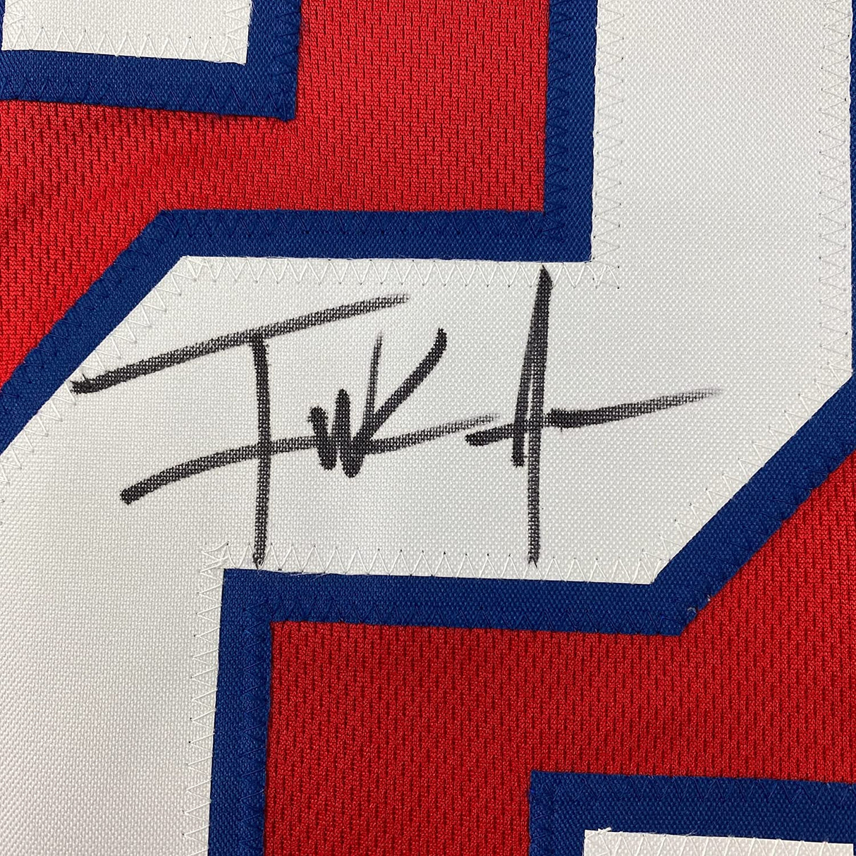 Camiseta de fútbol americano enmarcada, autografiada y firmada por Frank Gore, 35 x 39, color rojo búfalo, JSA COA