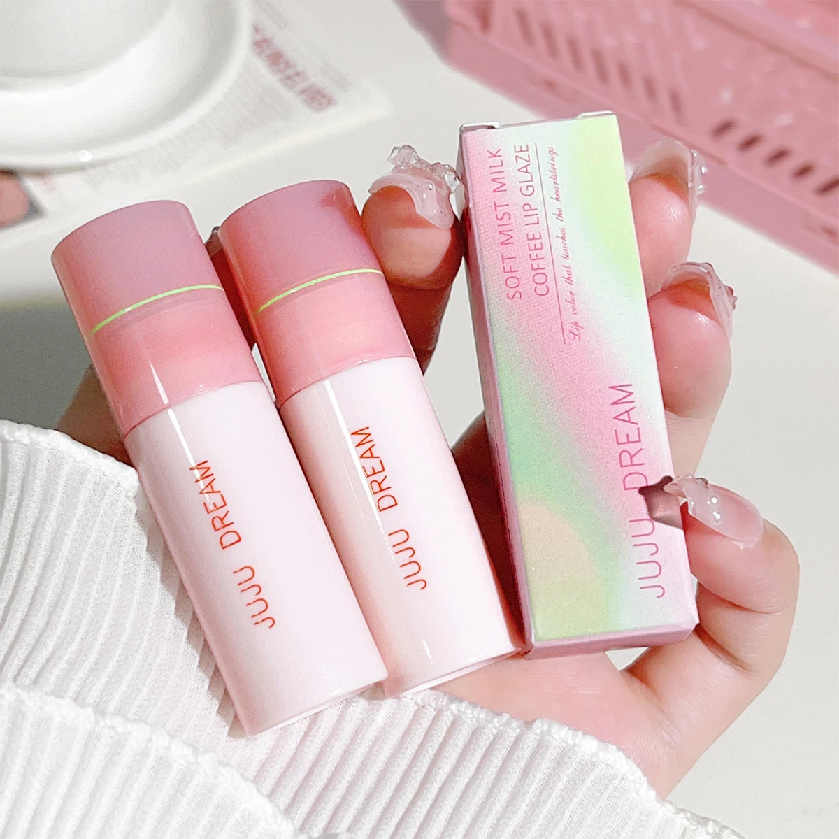 Coffret de rouges à lèvres mats et velours aériens – 6 teintes riches, anti-bavures et longue tenue