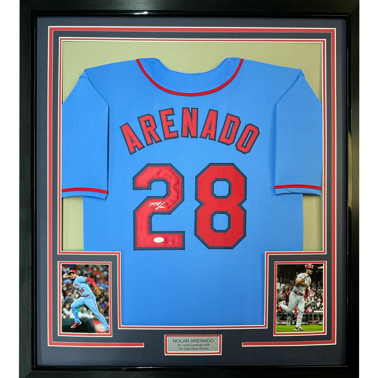 Camiseta de béisbol azul de San Luis de 35 x 39, enmarcada, autografiada y firmada por Nolan Arenado (JSA COA)