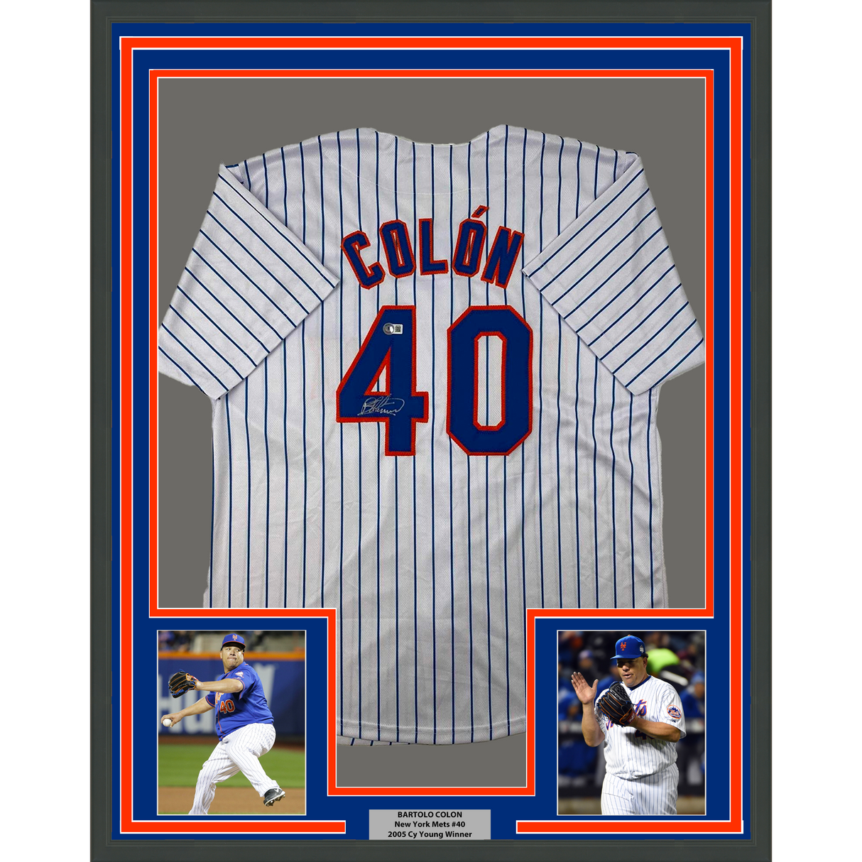 Camiseta de béisbol de rayas de Nueva York de 35 x 39, enmarcada, autografiada y firmada por Bartolo Colón, Beckett BAS COA