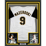 Camiseta de béisbol blanca de Pittsburgh de 35 x 39, enmarcada y autografiada de Bill Mazeroski (JSA COA)