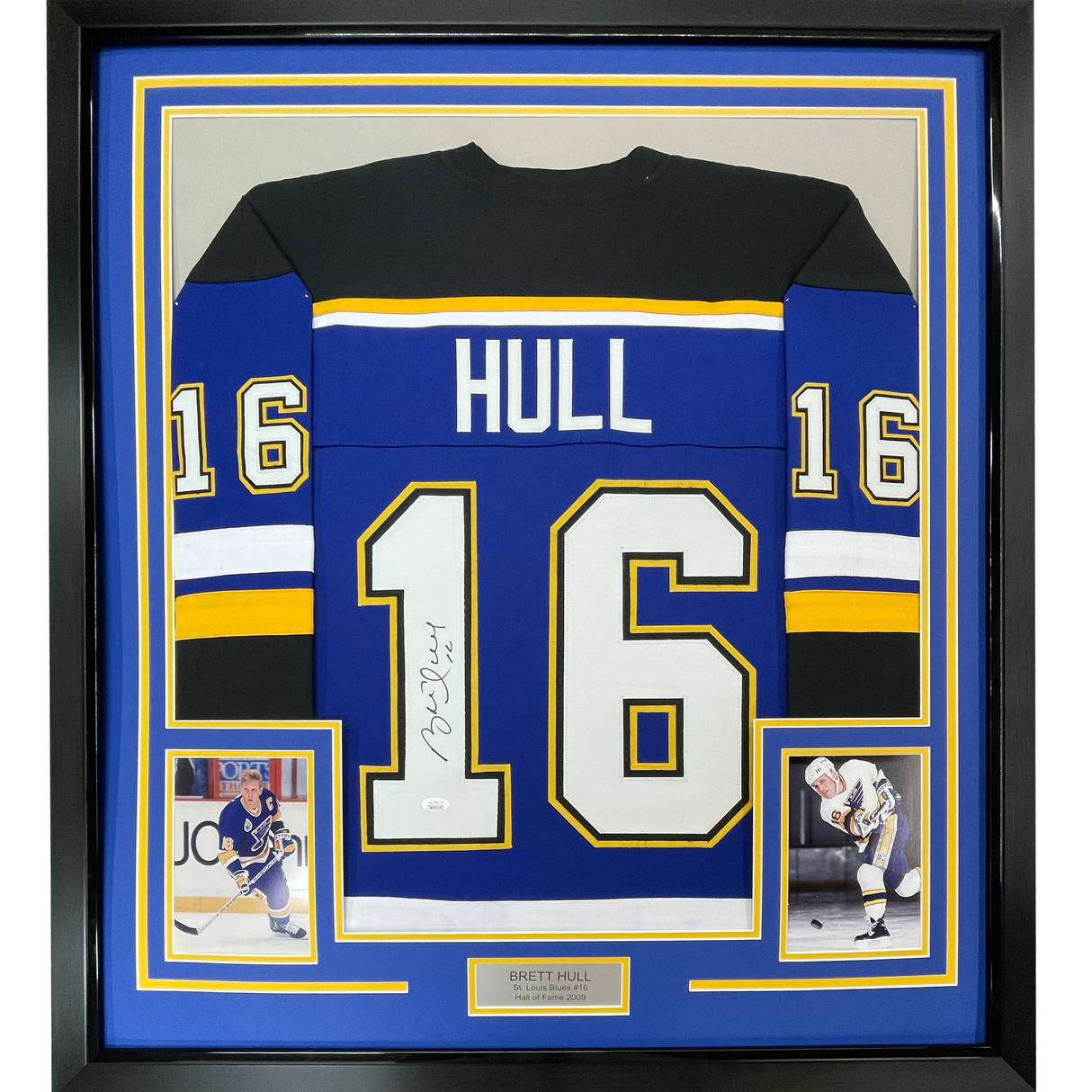Camiseta de hockey azul y blanco de St. Louis, enmarcada, autografiada y firmada por Brett Hull, 35 x 39, números, JSA COA