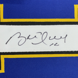 Camiseta de hockey azul y blanco de St. Louis, enmarcada, autografiada y firmada por Brett Hull, 35 x 39, números, JSA COA