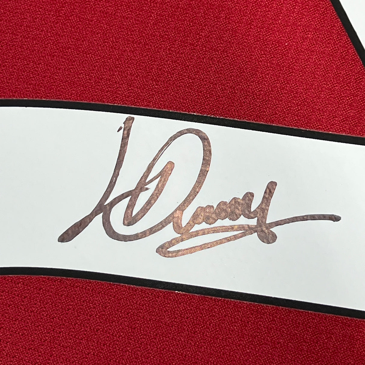 Camiseta de fútbol roja del Liverpool, enmarcada, autografiada y firmada por Luis Díaz, 35 x 39, Beckett BAS COA