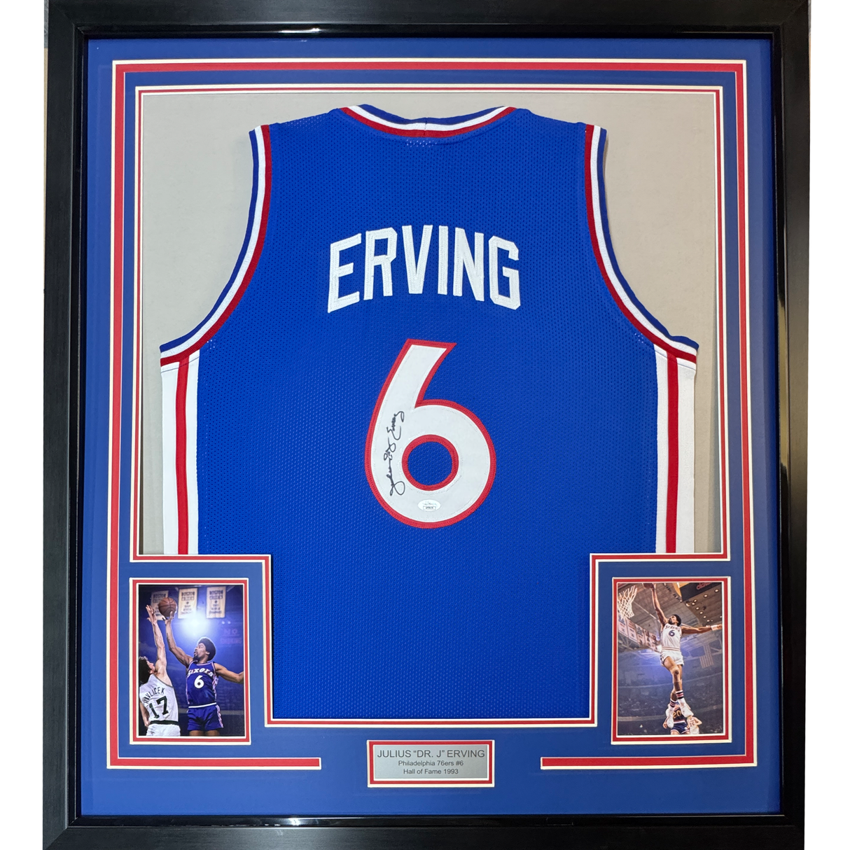 Camiseta de baloncesto azul de Filadelfia enmarcada, autografiada y firmada por Julius Erving Dr. J, 35 x 39, JSA COA n.° 2