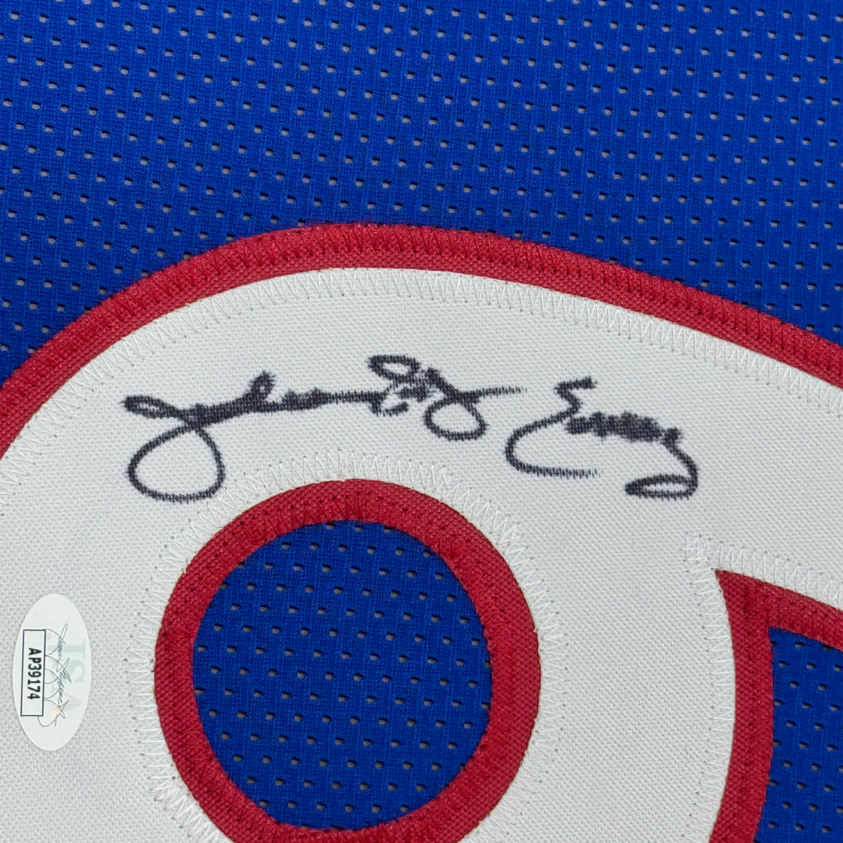 Camiseta de baloncesto azul de Filadelfia enmarcada, autografiada y firmada por Julius Erving Dr. J, 35 x 39, JSA COA n.° 2