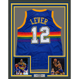 Camiseta de baloncesto retro azul arcoíris de Denver, enmarcada, autografiada y firmada por Fat Lever, 35 x 39, JSA COA