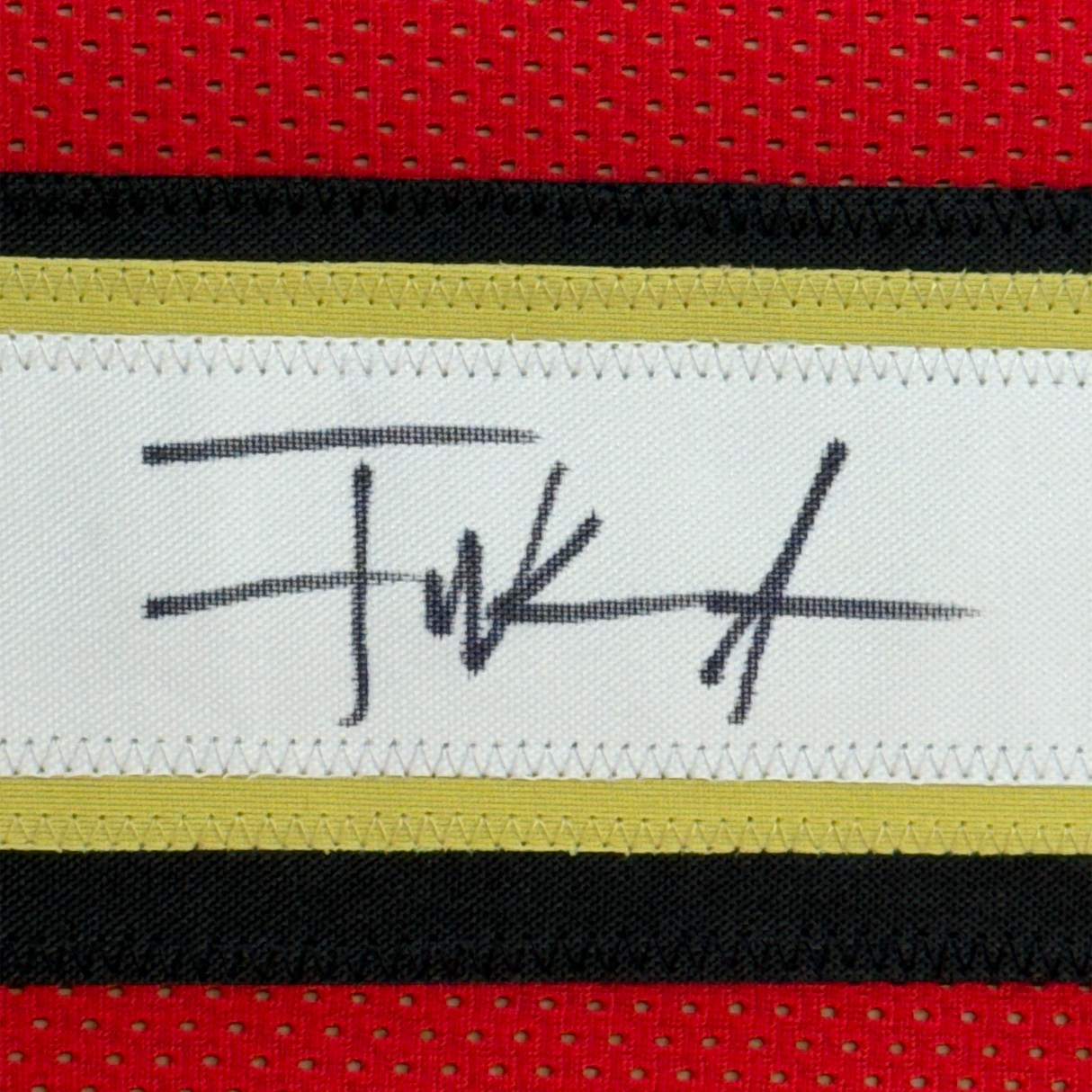 Camiseta de fútbol americano roja de San Francisco de 35 x 39, enmarcada, autografiada y firmada por Frank Gore, Beckett BAS COA