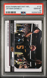 Tarjeta de fútbol americano Jayden Daniels #112 Rookie RC de Panini Instant NFL 2024, calificada, PSA 10 Gem Mint