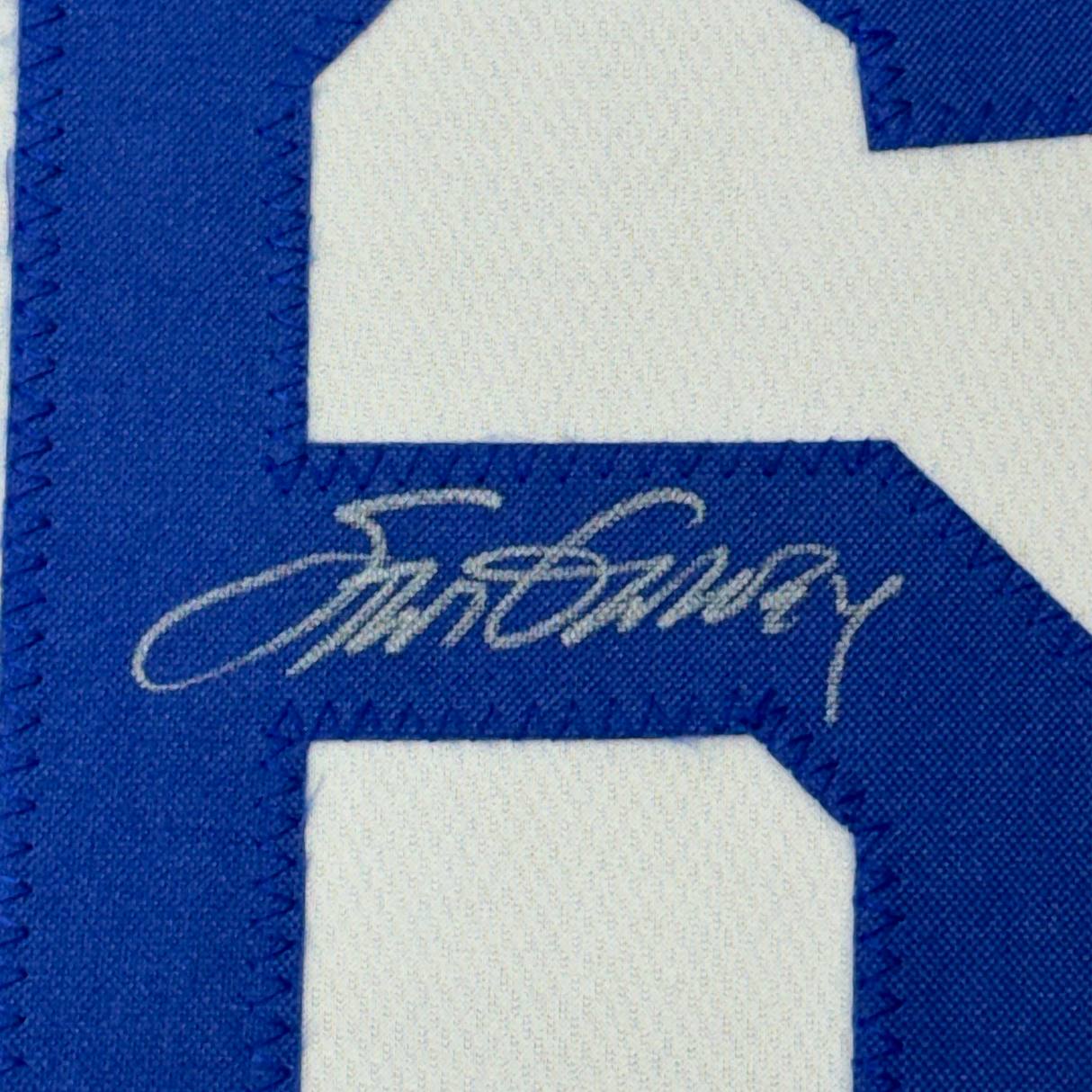 Camiseta de béisbol blanca enmarcada y autografiada de Steve Garvey, 35 x 39, de Los Ángeles, LA, Beckett BAS COA