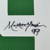 Camiseta de fútbol verde de Nueva York, enmarcada, autografiada y firmada por Mark Gastineau, 35 x 39, JSA COA