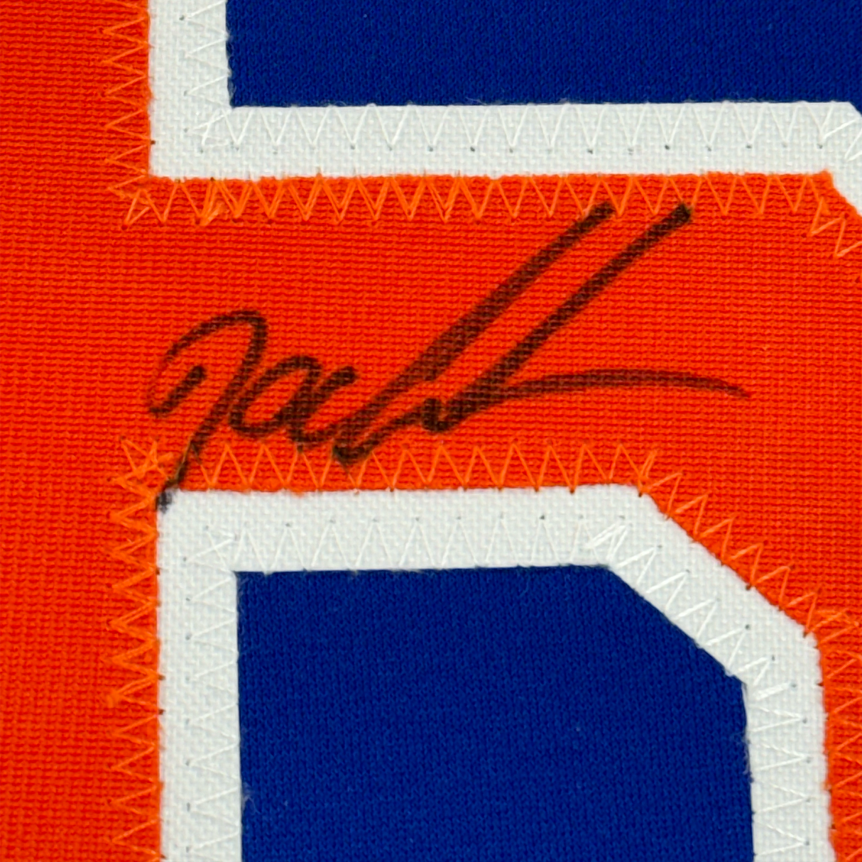 Camiseta de béisbol azul de Nueva York de 35 x 39, enmarcada, autografiada y firmada por Dwight Doc Gooden (JSA COA)