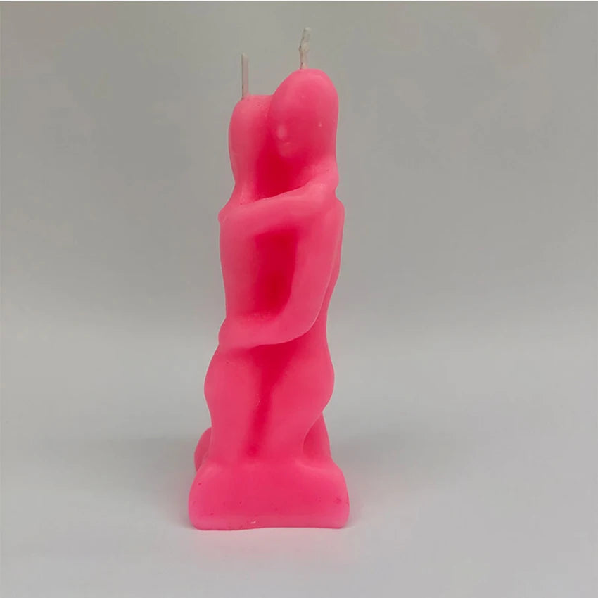 Couple homme et femme embrassant des bougies décoration amoureux couple bougie rituel d'amour tombe amoureux de moi sort, rouge, rose