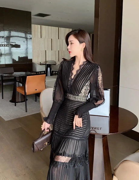 JSXDHK 2024 New Runway Designer Women Black Long Dress Elegant Spring Chiffon Patchwork Lace V Neck Lantern Sleeve Pleated Dress - Lootquake