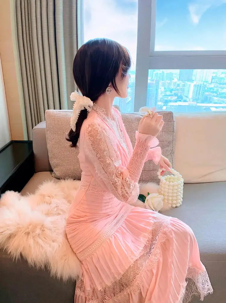 JSXDHK 2024 New Runway Designer Women Black Long Dress Elegant Spring Chiffon Patchwork Lace V Neck Lantern Sleeve Pleated Dress