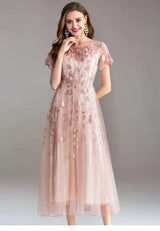 High-quality long dress embroidery large swing dress dress ladies elegant temperament round neck short-sleeved ladies dresses - Lootquake