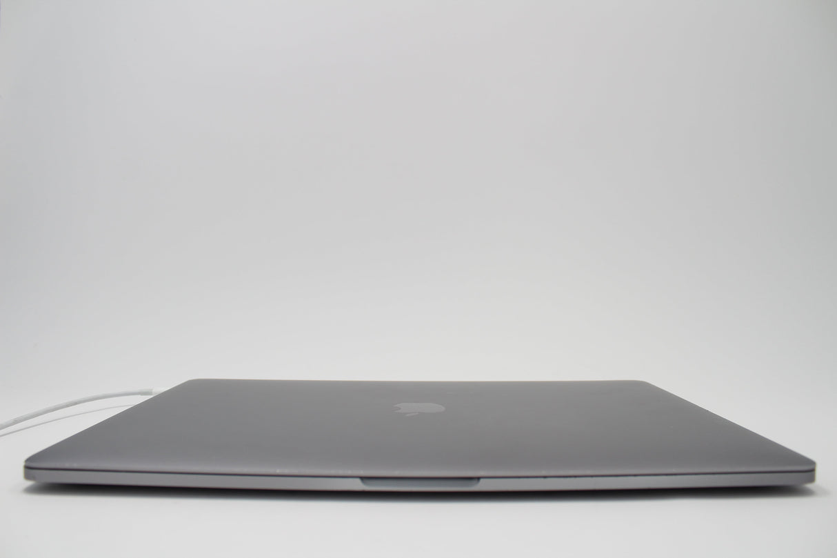 2016 Apple MacBook Pro 15-inch i7 2.7GHz 16GB RAM 512GB SSD | Radeon Pro 455