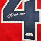 Camiseta de béisbol roja de Cleveland autografiada/firmada por Emmanuel Clase JSA COA
