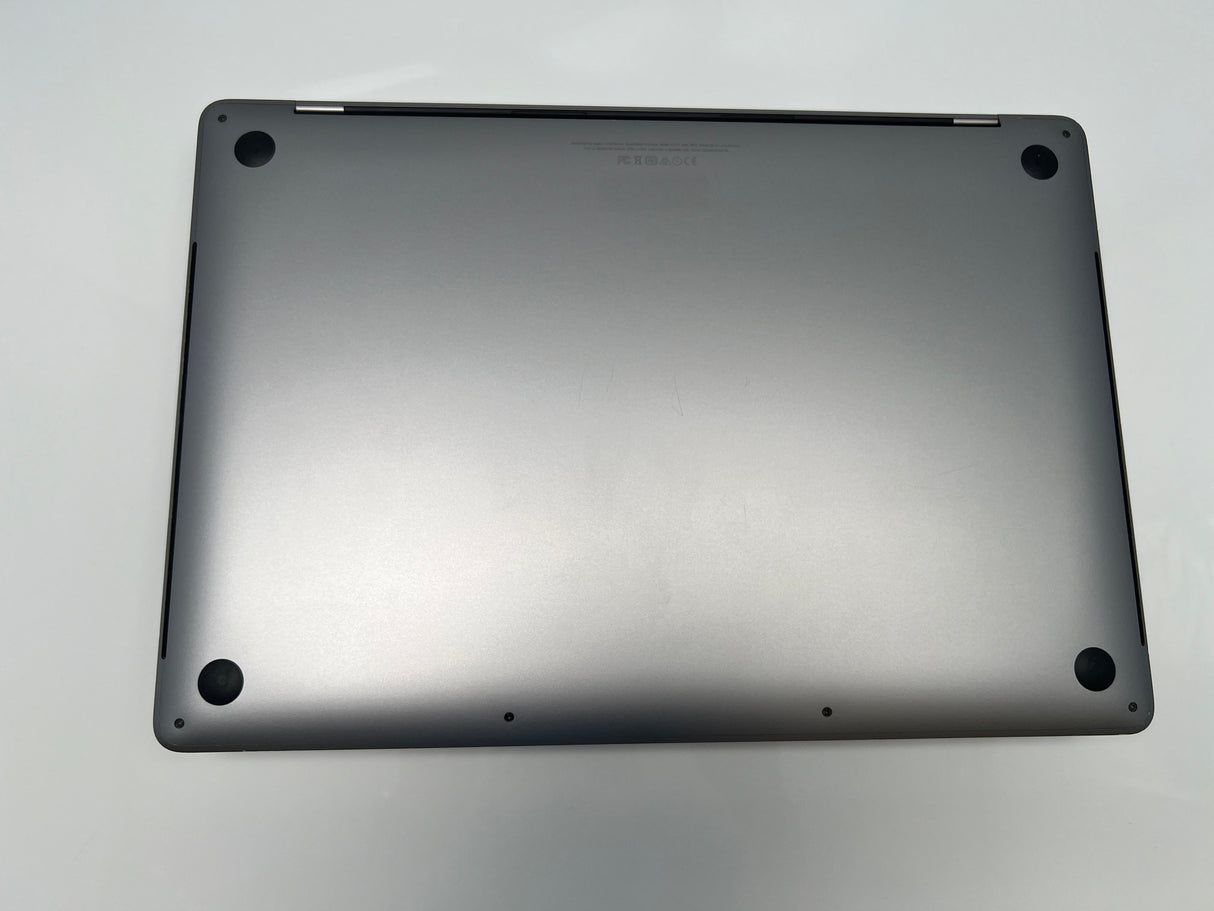 Apple MacBook Pro 15-Inch (2016) 2.7GHz 16GB RAM 512GB SSD - Space Grey