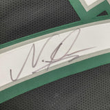 Camiseta de fútbol negra de Filadelfia autografiada/firmada por Nakobe Dean (JSA COA)