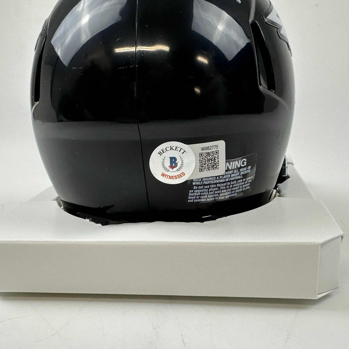 Casco de fútbol americano alternativo Eclipse de los Philadelphia Eagles, autografiado y firmado por Brandon Graham, Beckett BAS COA
