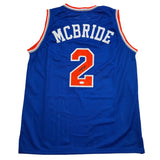 Camiseta de baloncesto azul de Nueva York autografiada/firmada por Miles Deuce McBride (JSA COA)