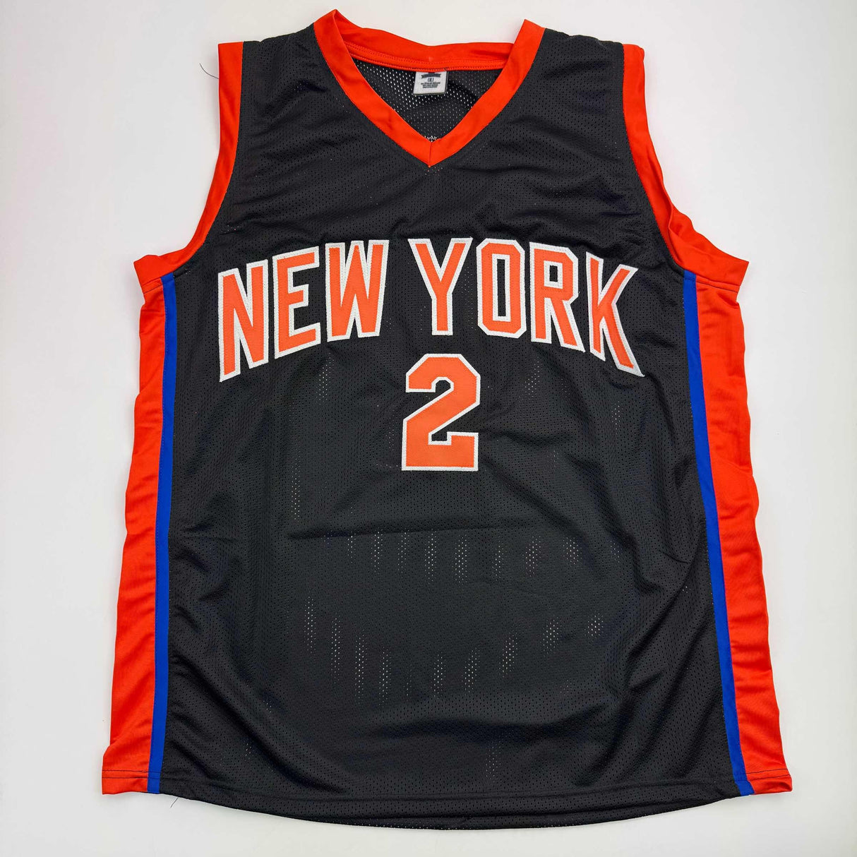 Camiseta de baloncesto negra de Nueva York autografiada/firmada por Miles Deuce McBride (JSA COA)